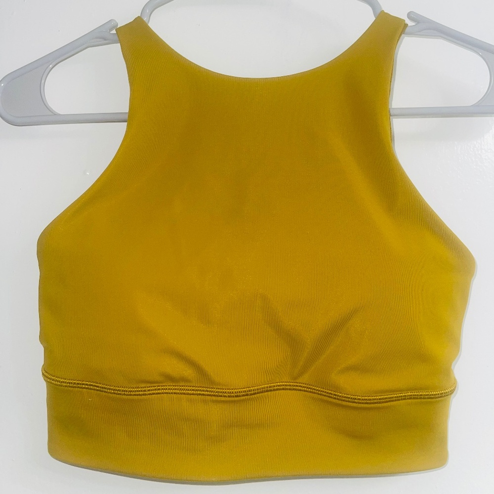 Lululemon sport bra high neck long line size 6 like new